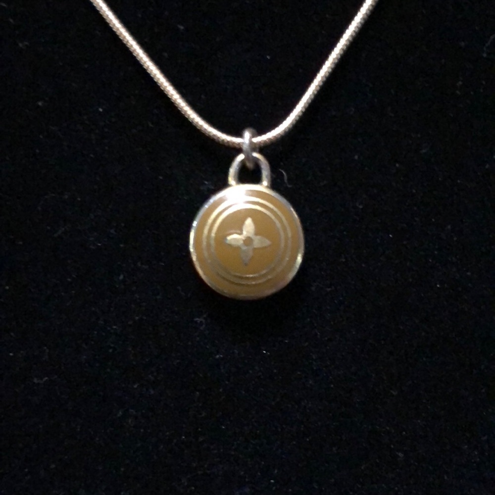 Authentic Louis Vuitton Fleur Charm Necklace Pendant